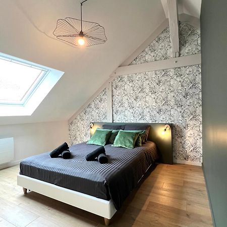 Appartement Spacieux Et Lumineux Proche Du Centre Historique 多尔德布列塔尼 外观 照片