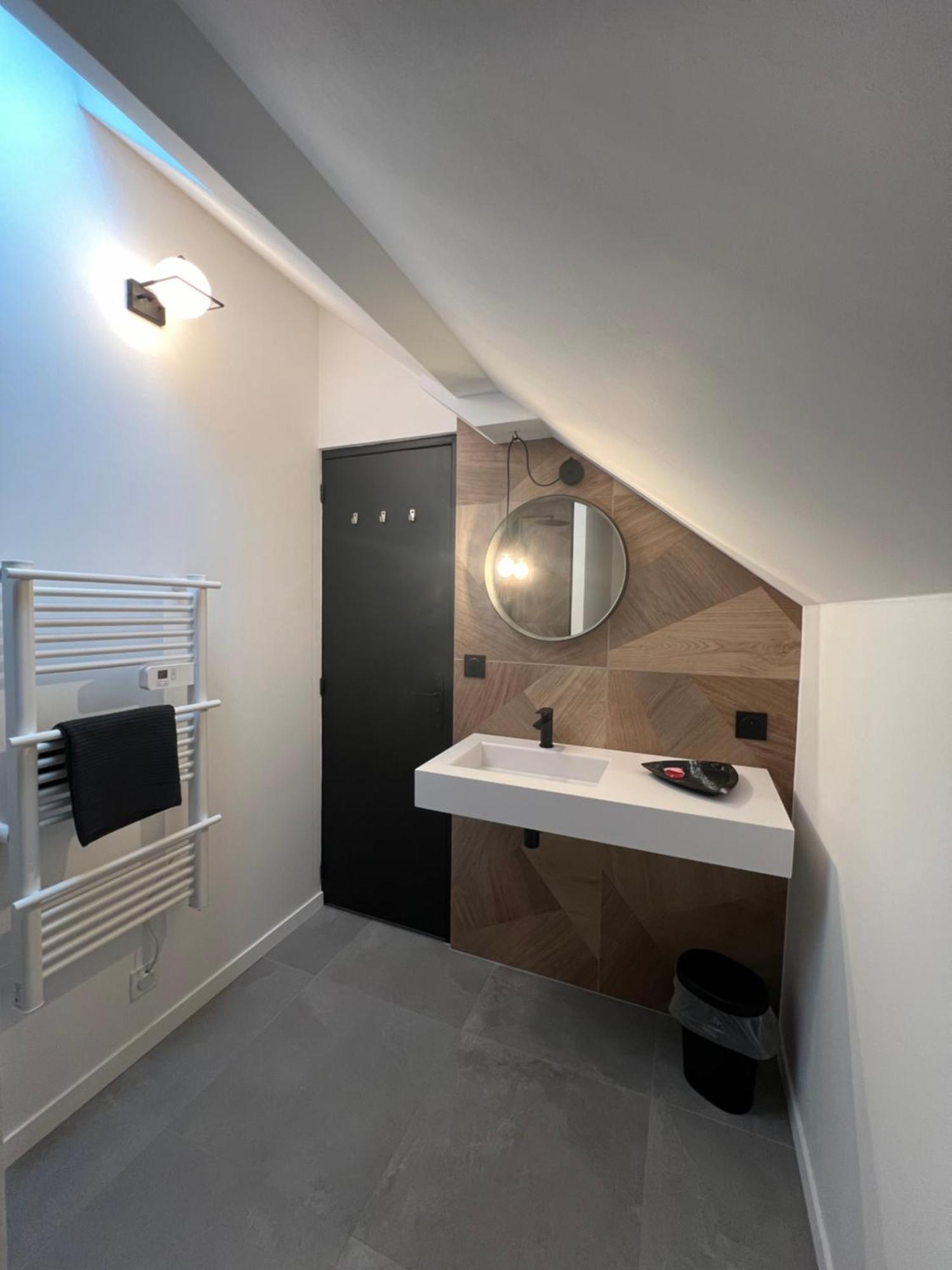 Appartement Spacieux Et Lumineux Proche Du Centre Historique 多尔德布列塔尼 外观 照片