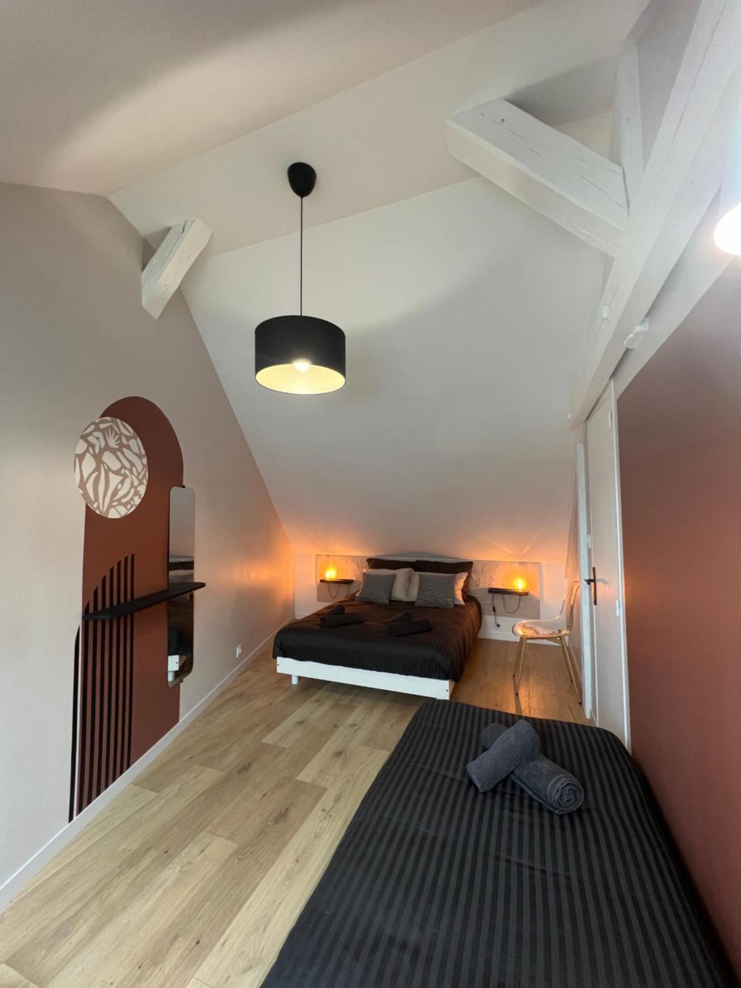 Appartement Spacieux Et Lumineux Proche Du Centre Historique 多尔德布列塔尼 外观 照片